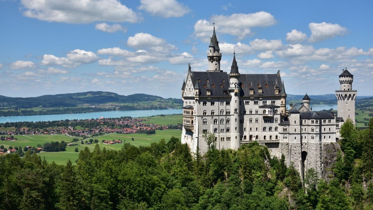 NEUSCHWANSTEIN
