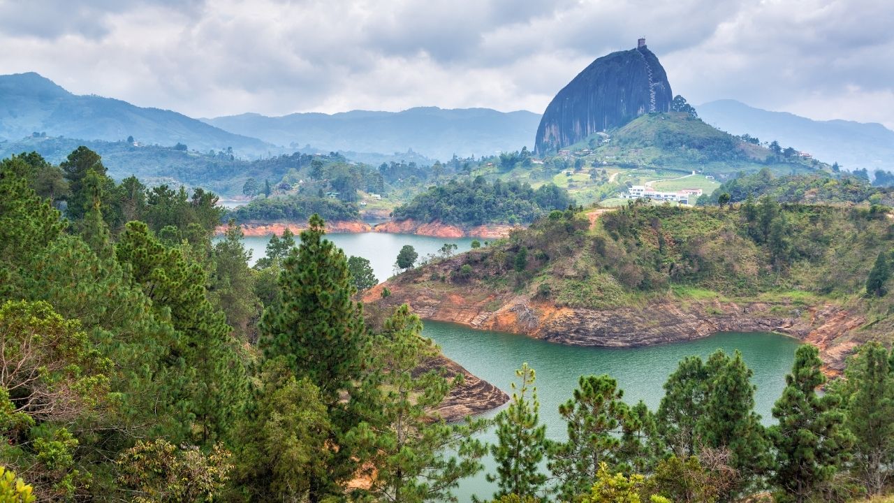 el peñol guatape2