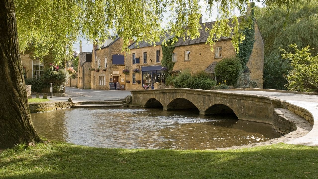 COTSWOLDS 1