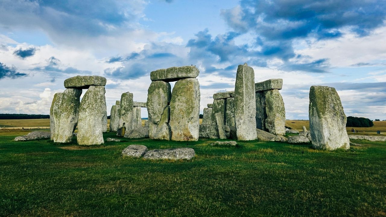 STONEHENGE