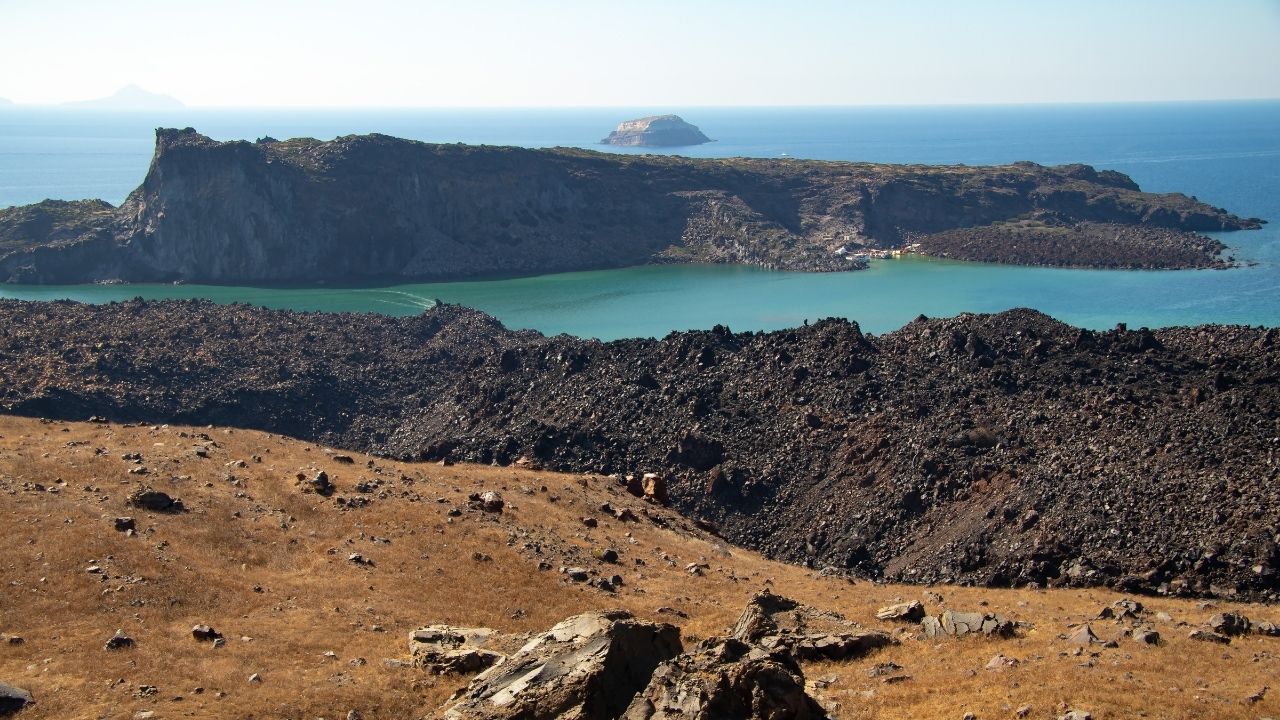 Nea Kameni1