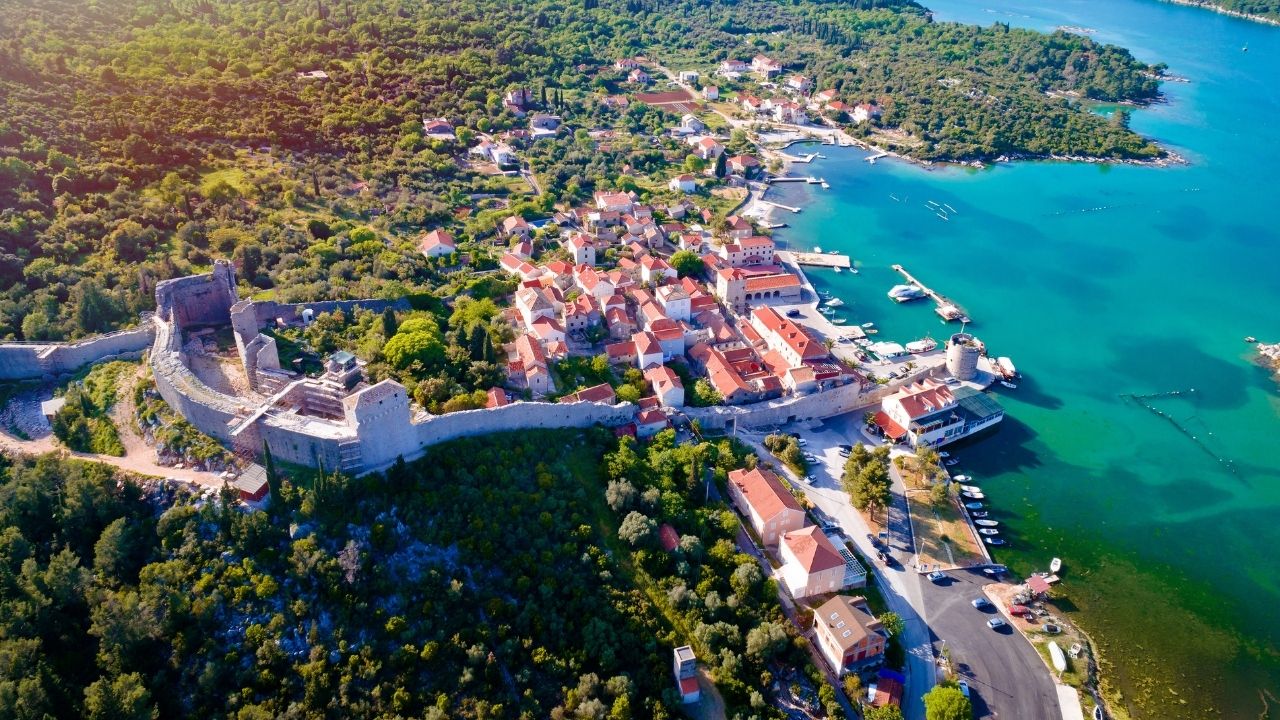 Ston